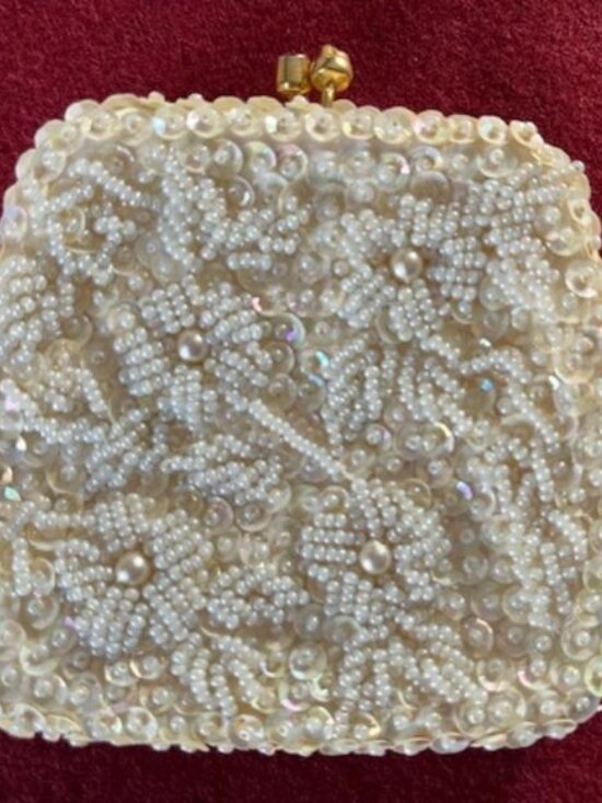 Hong Kong Handbags - Cream Sequin Bead Change Coin Purse Handmade Hong Kong w/Red Stone Snap/Vintage